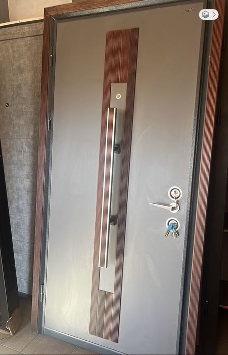 Двері вхідні броньовані РОЗПРОДАЖ