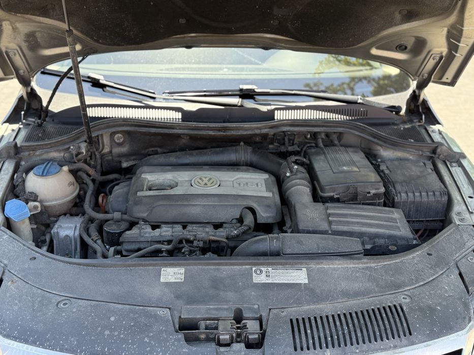 Продам Volkswagen Passat CC 1.8 2013