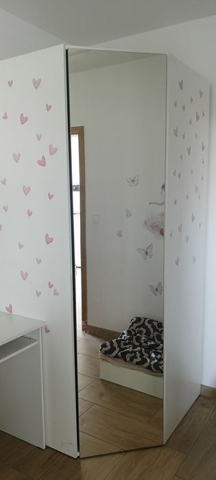 Sprzedam szafę  narożna