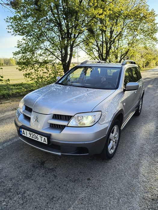 Продам Mitsubishi  Outlander 1