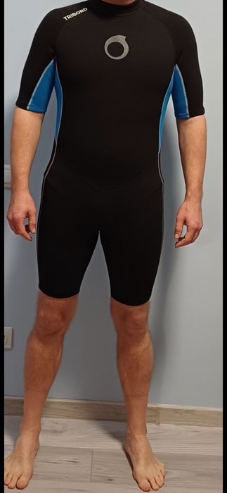 Розпродаж гідрокостюм з неопрену на всіх!