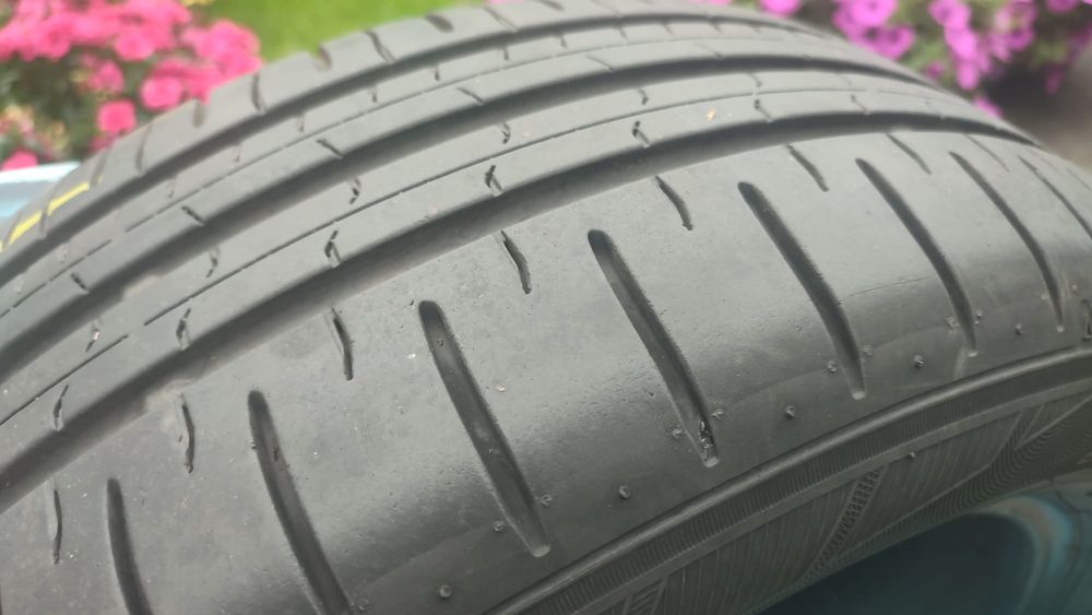 Komplet opon  letnich 205/55 r16