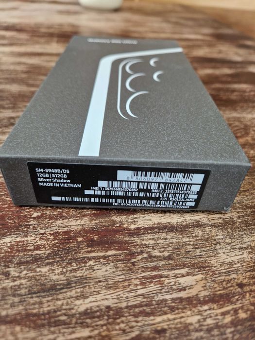Smartfon S26 Ultra 512gb Czarny nieotwierany.