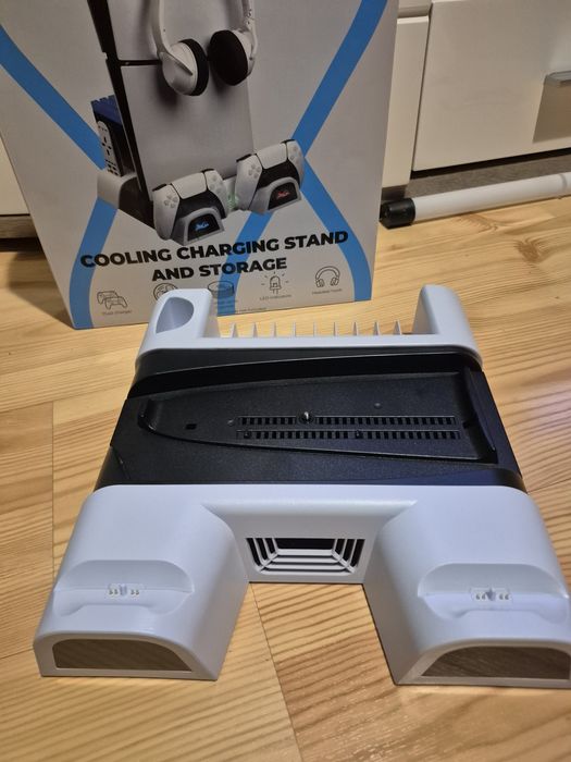Postawa chłodząca ładowarka Froggiex FX-P5-C4-W do PlayStation 5 Ps5 Slim Fat Pro