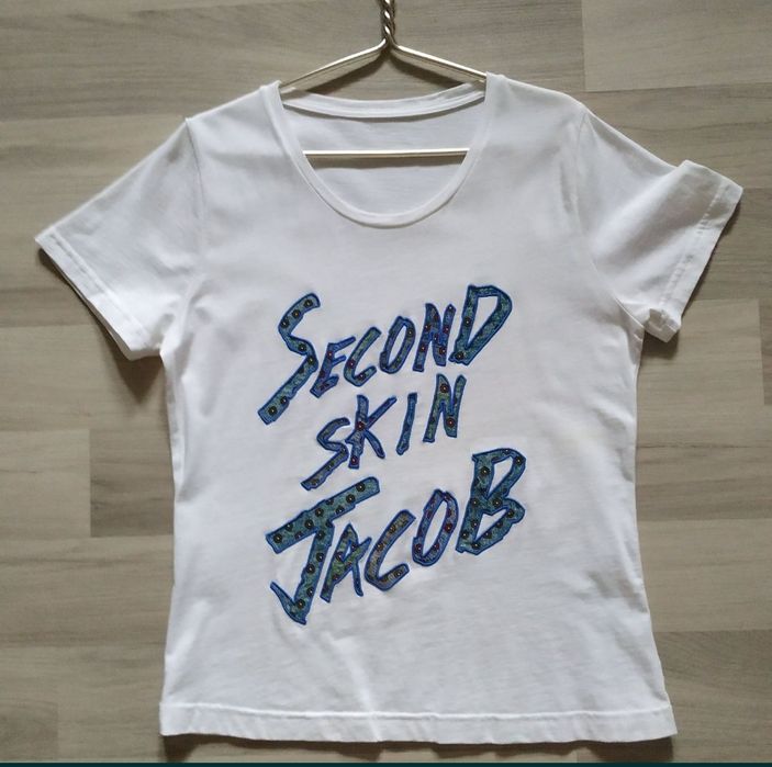 Джинсы размер  30 , футболка  размер М  Jacob Choen ,