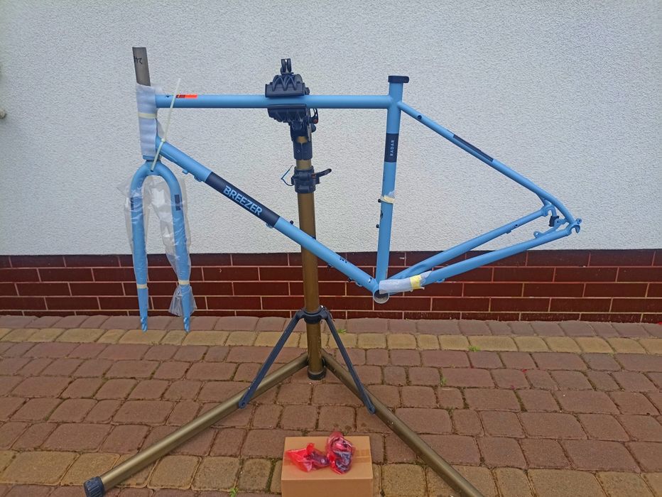 Nowa rama Breezer Cafe Cr-Mo Frame Set widelec bikepacking