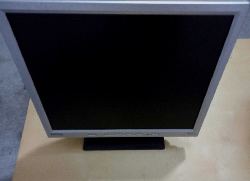 Torre computador + Monitor