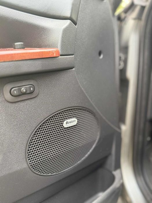 Sprzedam jeapa Grand Cherokee Xenon