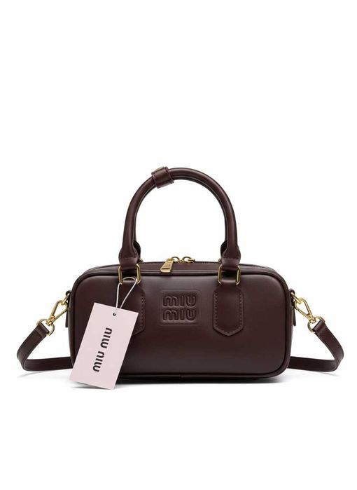 Женская новая сумка / кожаная, в коробке. Подарок для девушки