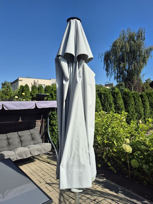 Parasol ogrodowy