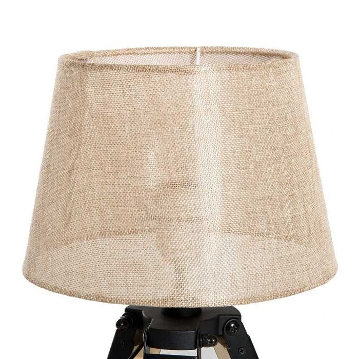 Candeeiro de mesa moderno com base de tripé