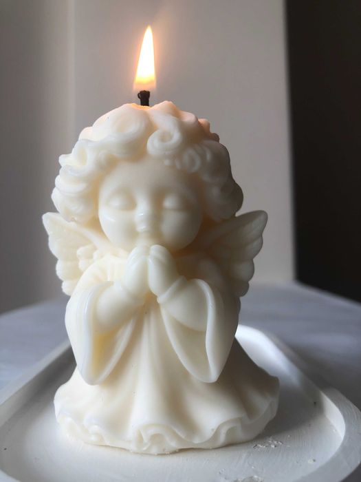 Свічка АНГЕЛ ручної роботи натуральний віск соєвий бджолиний