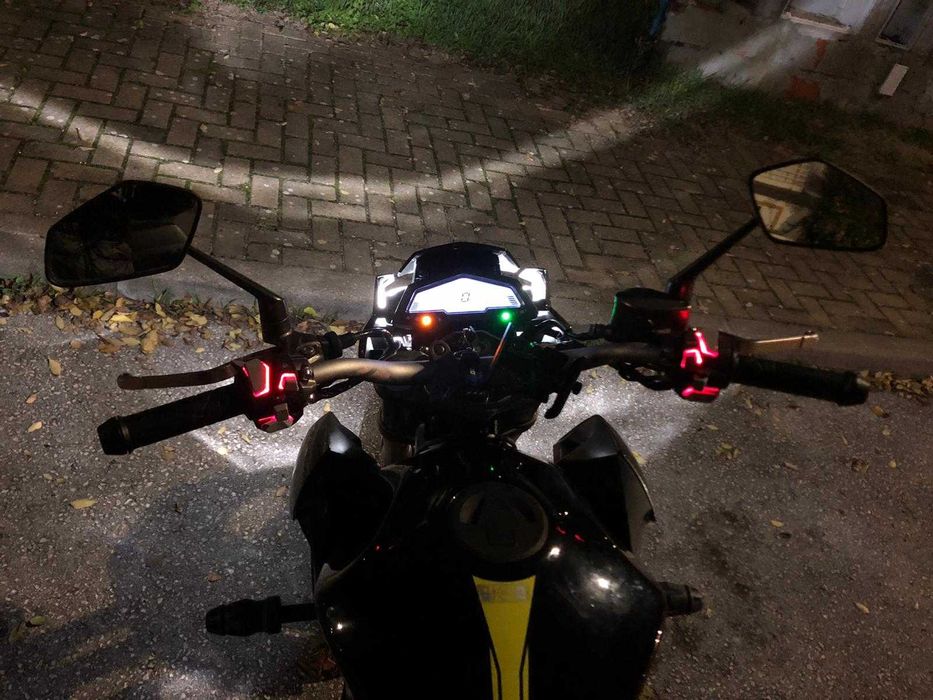 APROVEITE! Mota Zontes Z2 LCD 125CC - Como Nova - 4300km