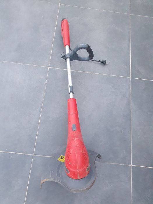 Máquina cortar relva