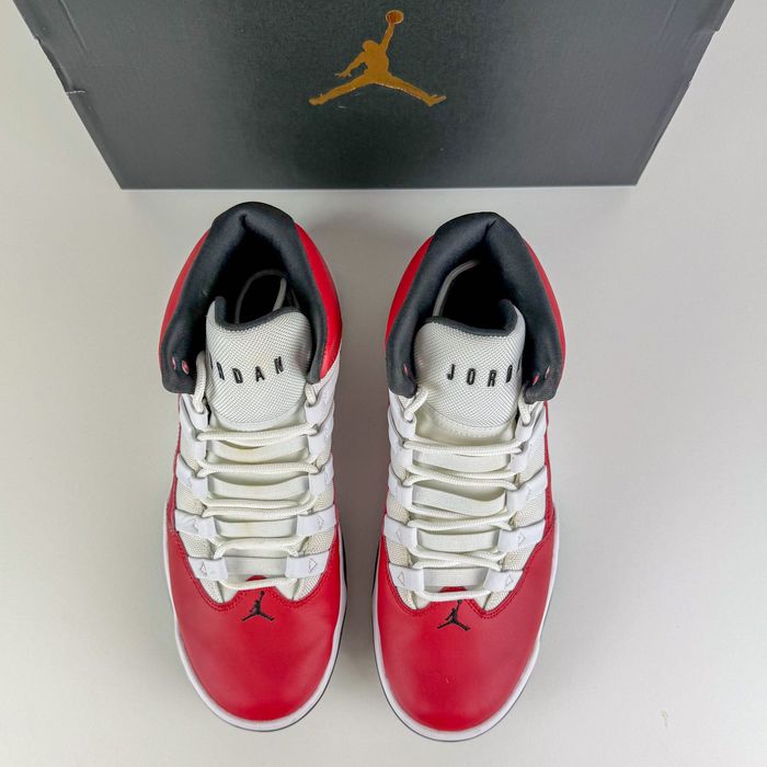 Nike Jordan Max Aura 7