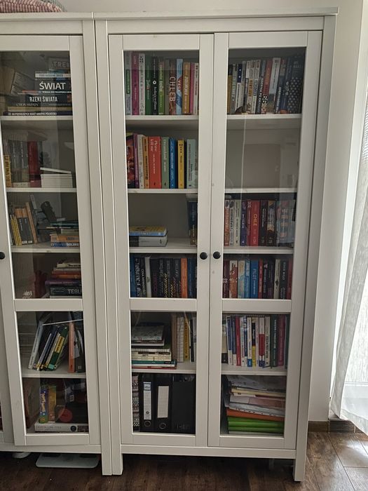 Witryna regał IKEA Hemnes przeszklona drewno