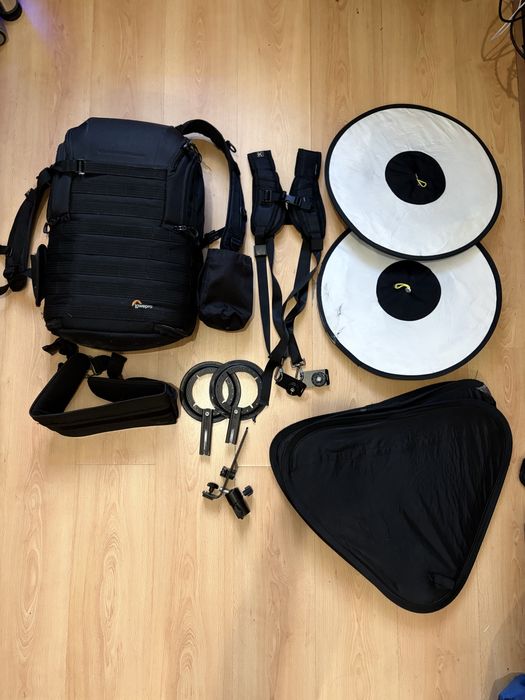 Продам комплект фотообладнання Lowepro Godox QuickStrap з дефектами