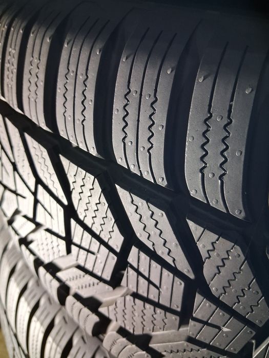 225/60 R18 Hankook Icept evo 3 КОМПЛЕКТ ШИНИ Б/у зима