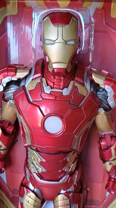 Iron man 1/4 Marvel Neca 50cm