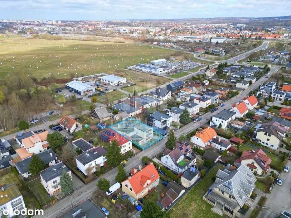 Dom wraz z budynkem warsztatu