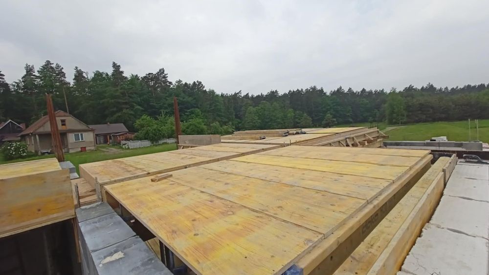 Budowa domu dachy płyty fundamentowe stropy sso