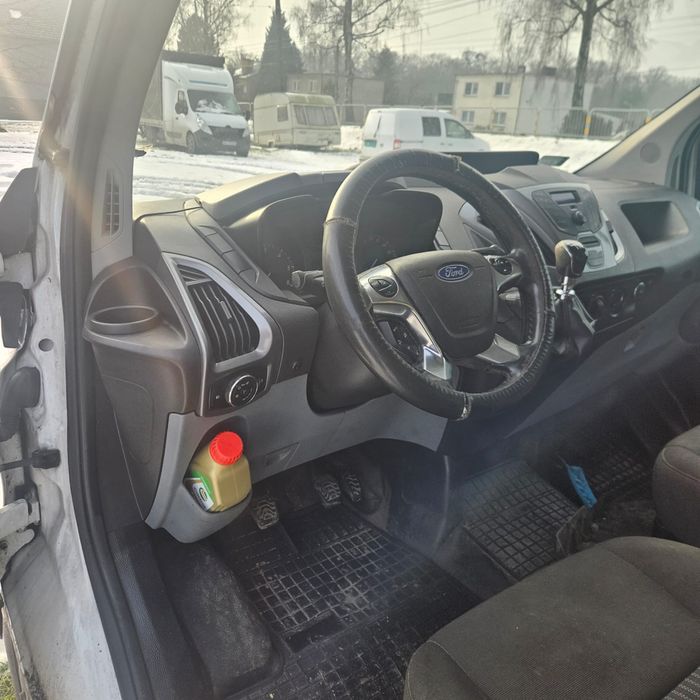 Auto dostawcze Ford Transit Custom