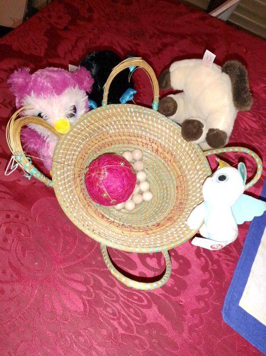 Plim Tlim!Meninos Natal á volta do cestinho Desde3E -Botao-2E Desde 2E