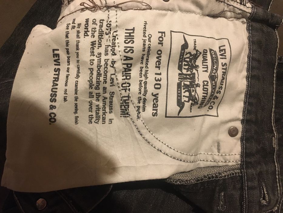 Czarne spodnie jansowe LeviStrauss