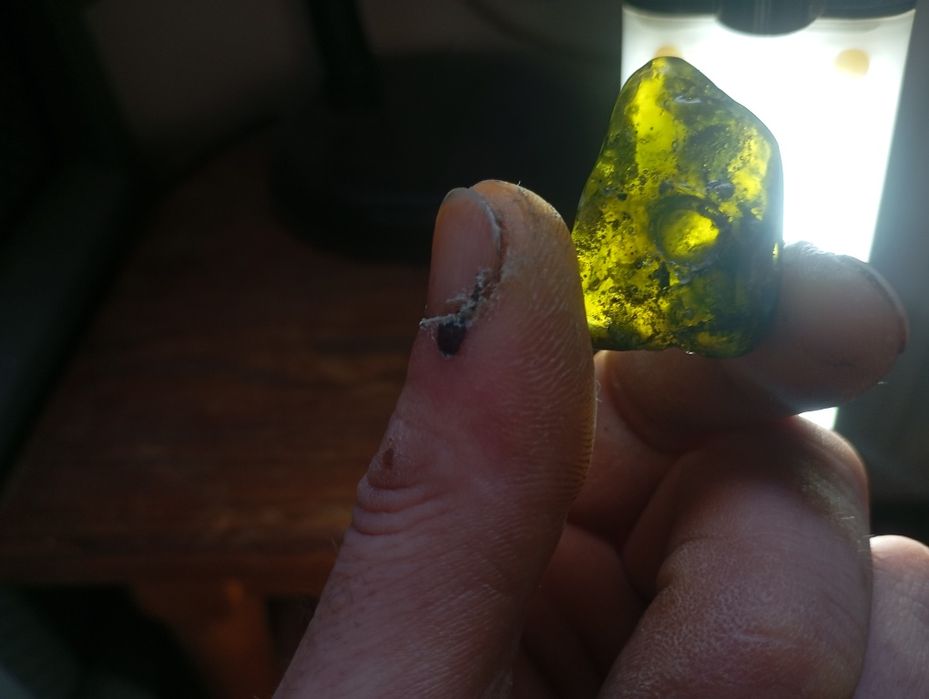 Mołdawit ok. 3 cm 8g