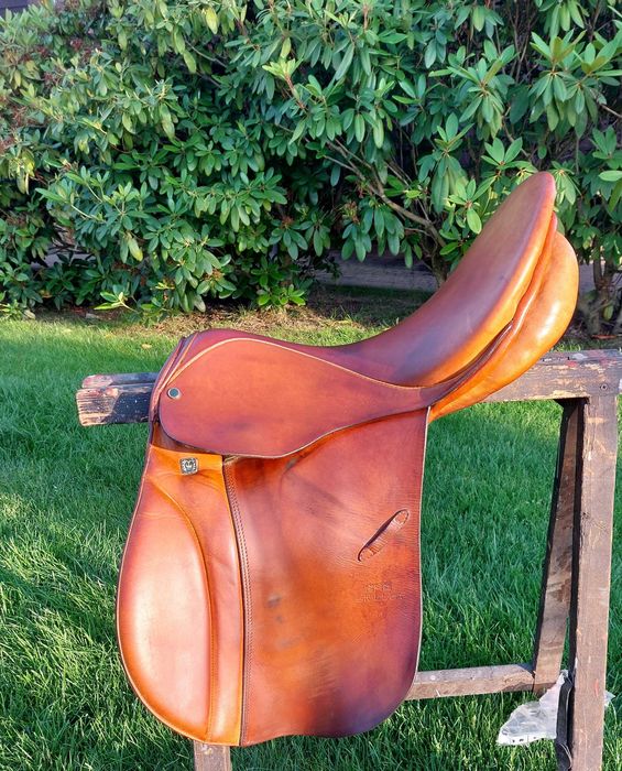 Wszechstronne siodło Stübben stan idealny + GRATIS!