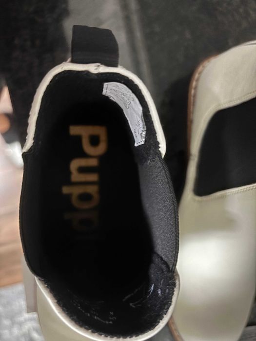 Botas em pele da Hush Puppies