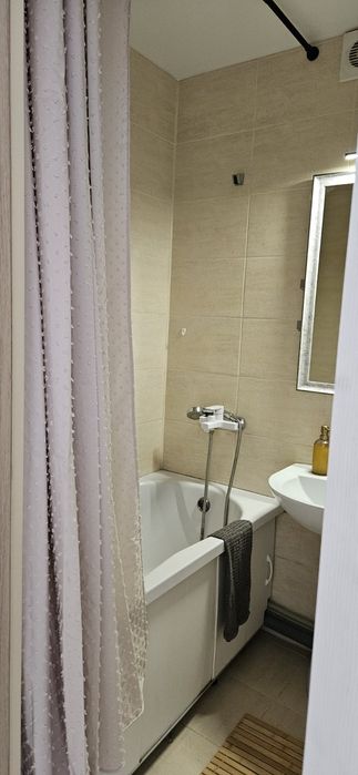 ПОЧАСОВО  1й дом  метро Студенческая Салтовка