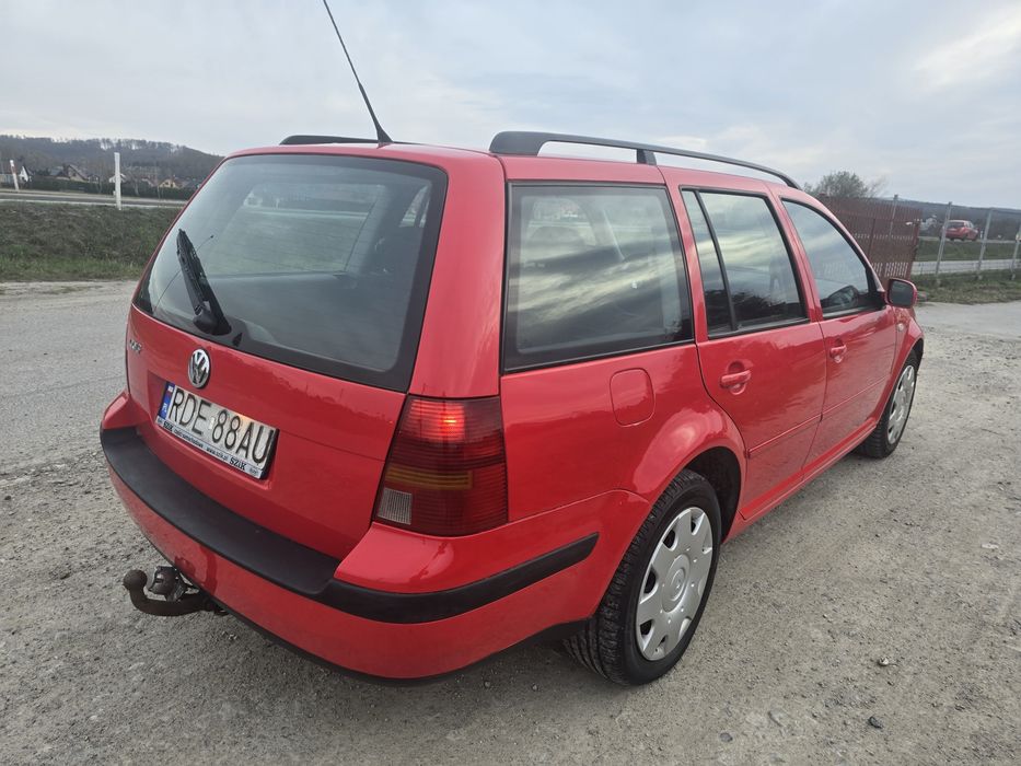 Volkswagen Golf IV 1.6 benzyna automat 2001 - 5900zł
