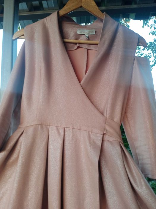 Продам вечірню сукню)