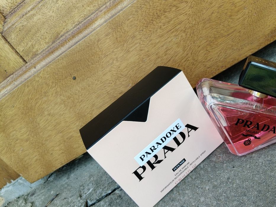 prada paradoxe intense 90ml