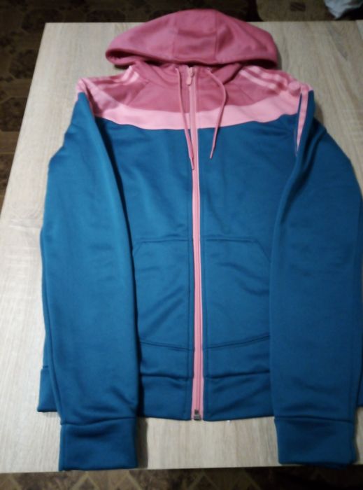 Костюм спортивний