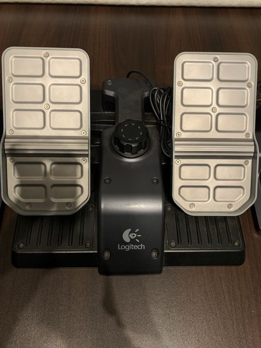 Joystick, throttle e pedais Logitech G940