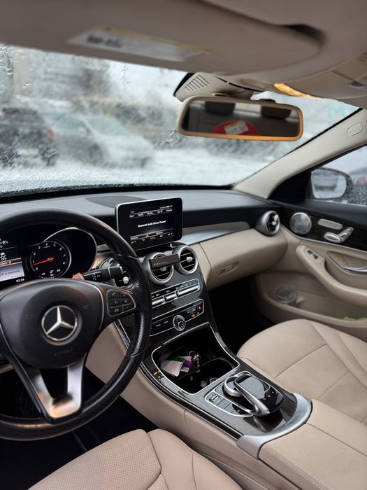 Mercedes Benz c300 2015 р w205