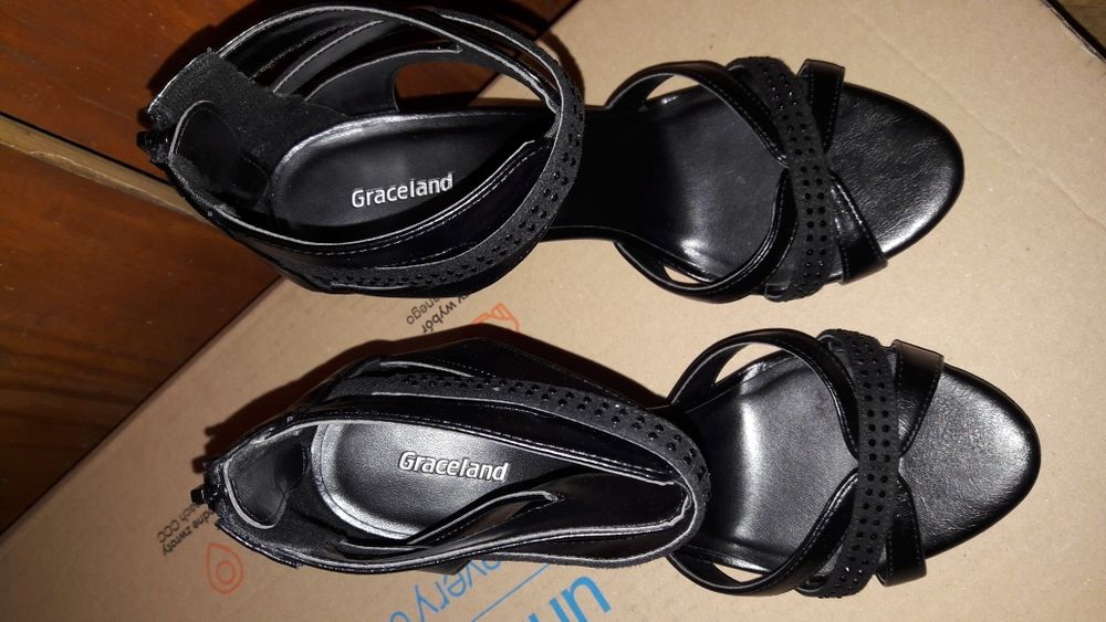 Buty szpilki jak nowe