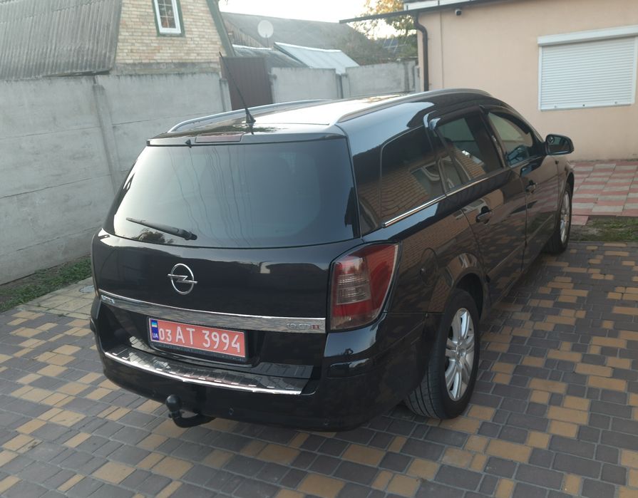 Opel Astra H 1.9cdTI