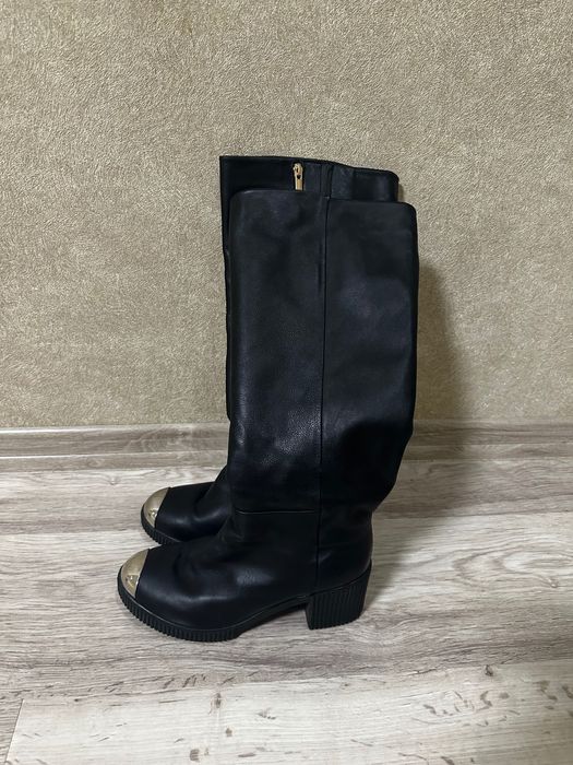 Чоботи шкіряні 39 розмір