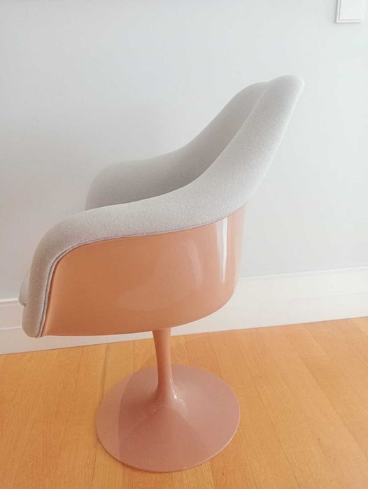 Poltrona Knoll Tulip Cinzenta / Knoll Tulip Armchair