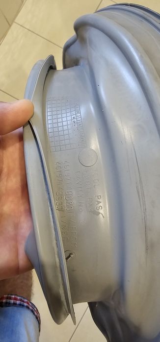 Kołnierz fartuch Whirlpool AWOE 8558