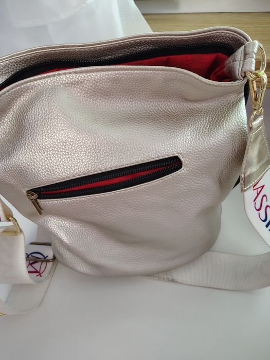 Torebka listonoszka Massimo Conti.