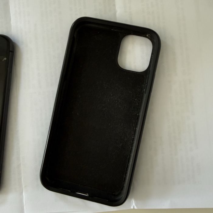 Iphone 11 128gb preto + capa quadlock