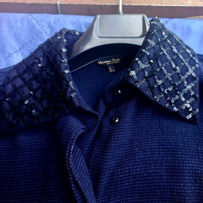 Massimo Dutti. Bluzka z ozdobnym kołnierzem.