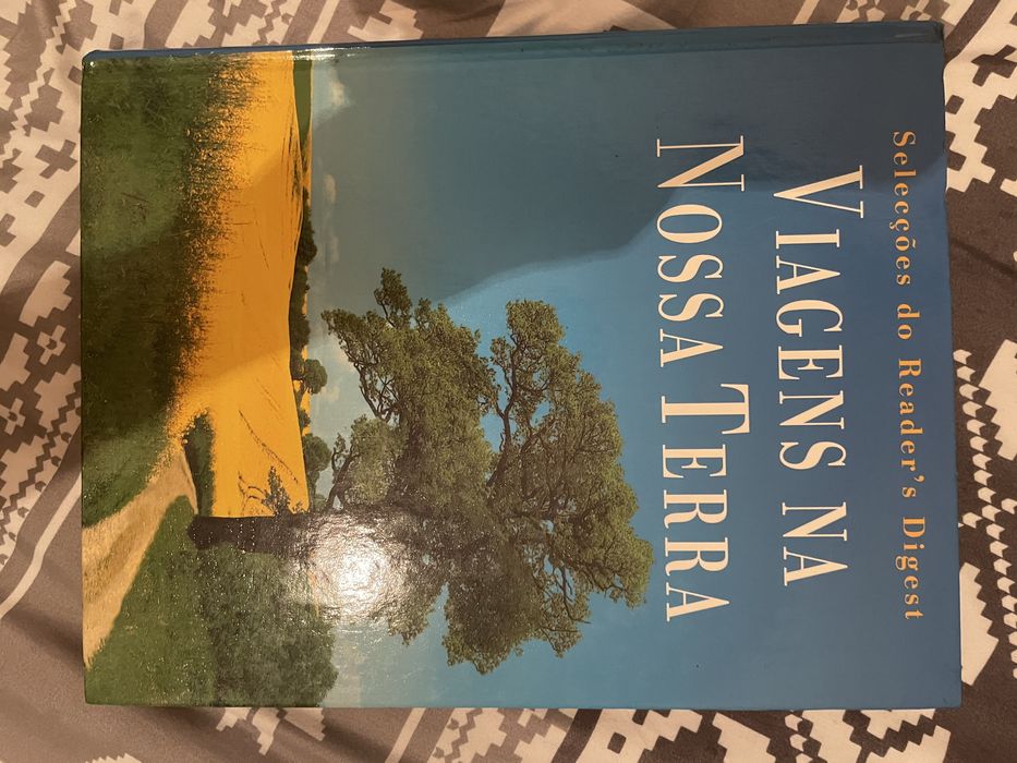 Livros variados cada 10€