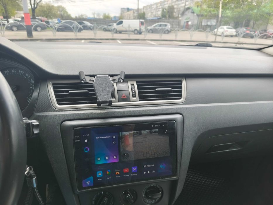 Skoda Rapid 2015