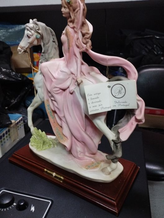 Peça de marfinite original com etiqueta