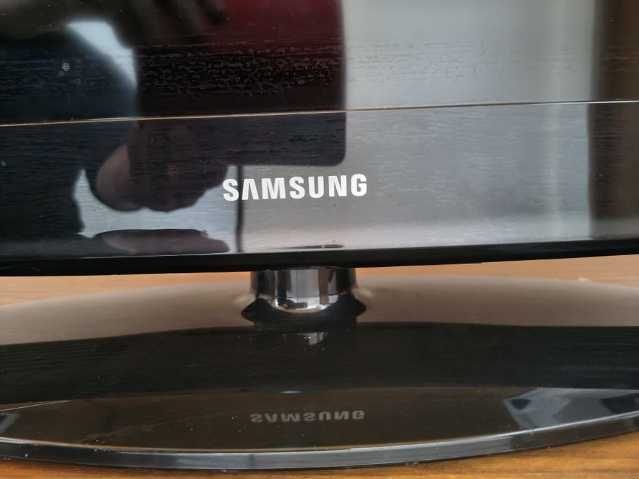 Sprzedam tv Samsung 32" z dekoderem